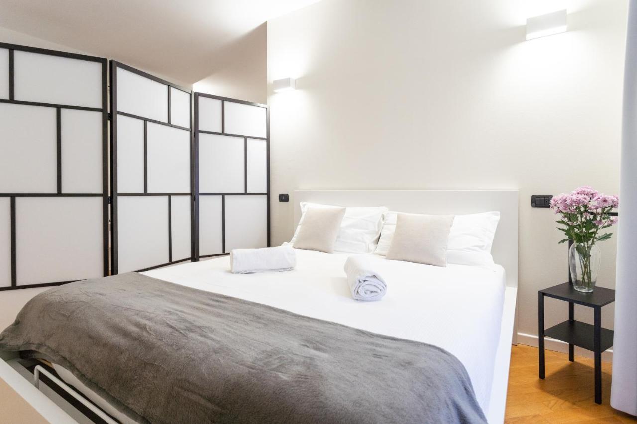 White Flat In Como City Center By Rent All كومو المظهر الخارجي الصورة