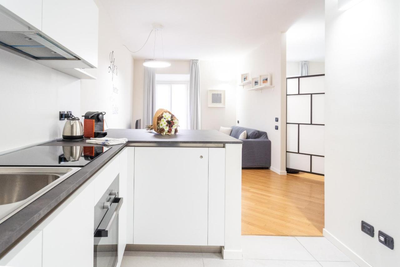 White Flat In Como City Center By Rent All كومو المظهر الخارجي الصورة